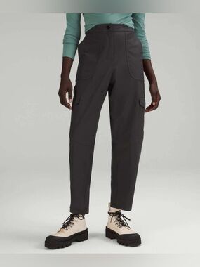 Lululemon Light Utilitech Cargo Pocket High Rise gray utility alo vuori chic 28